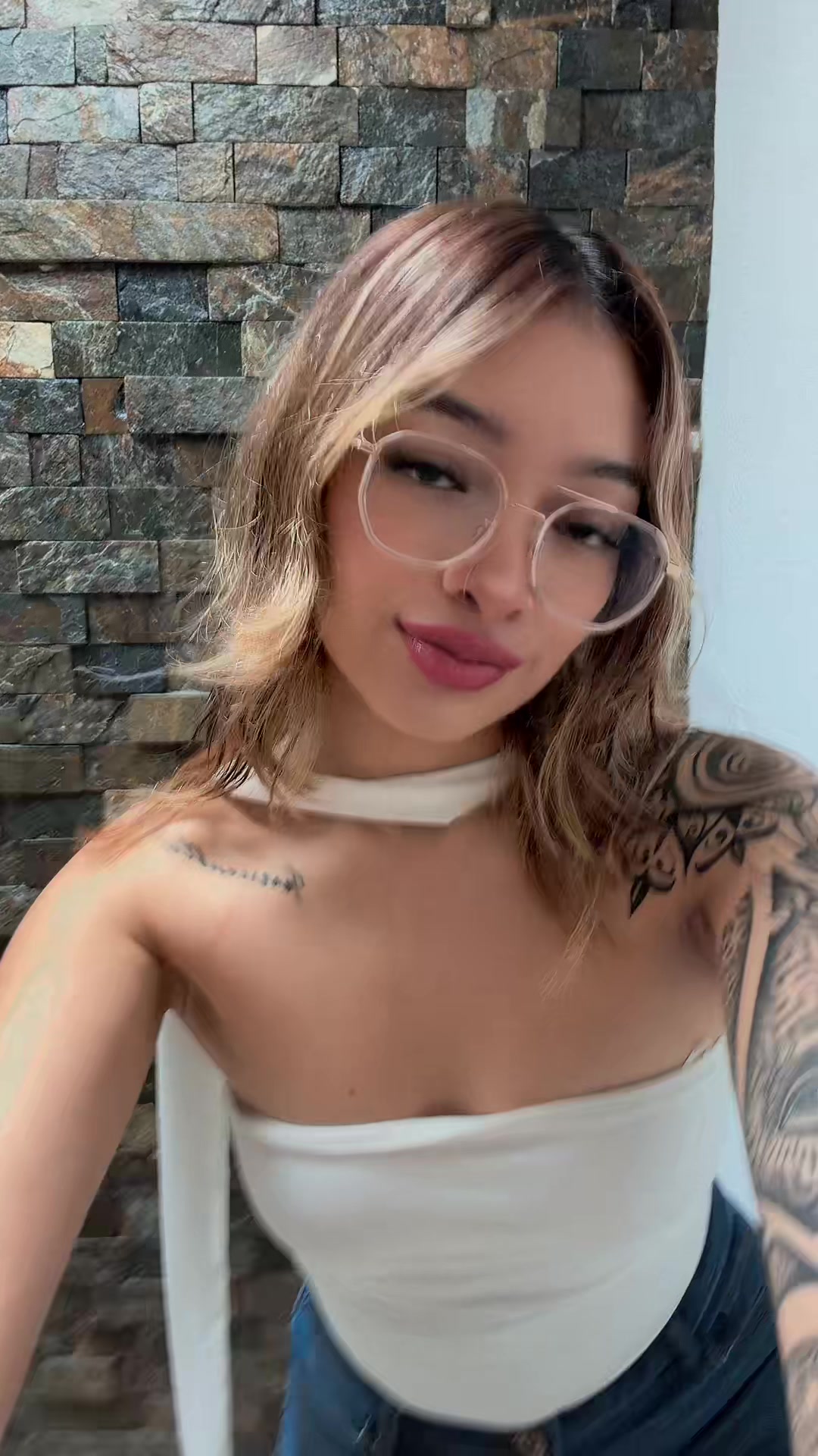 @Mitzy🖤