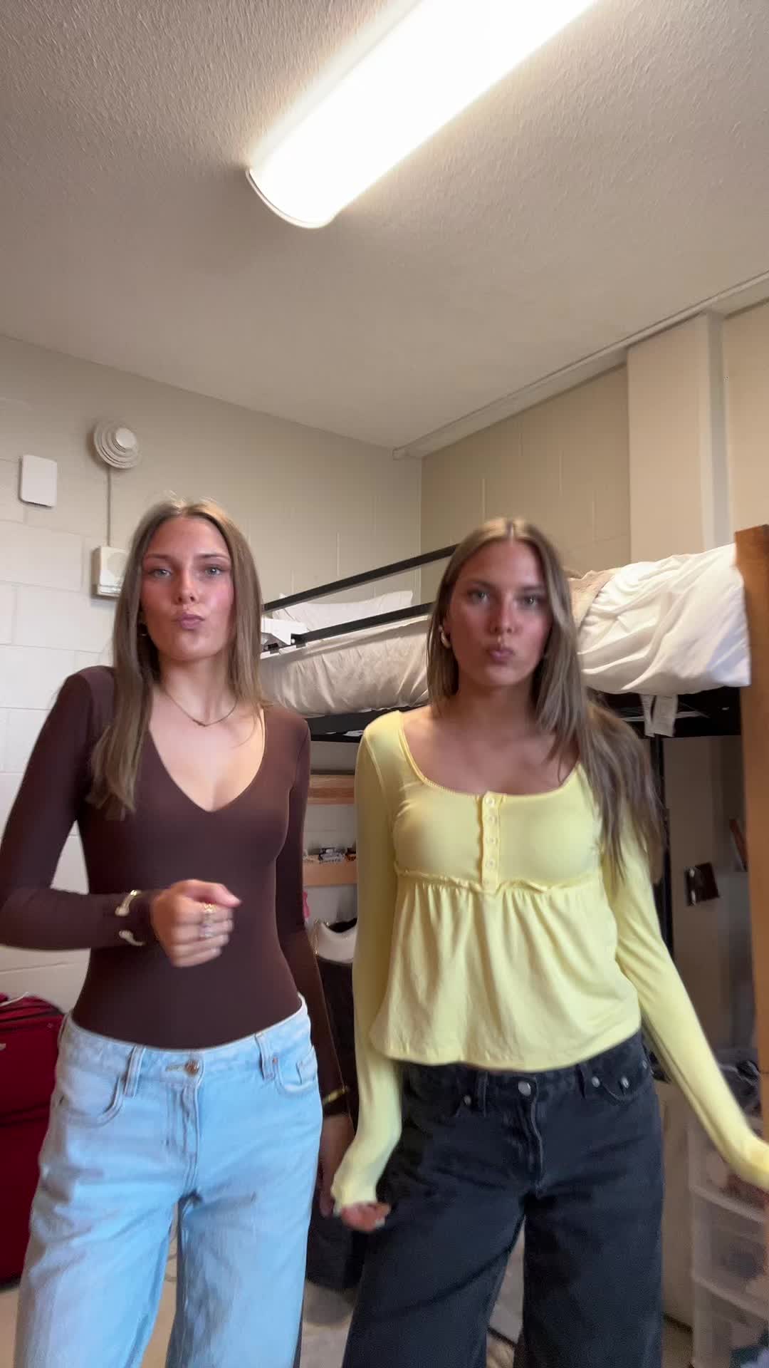 @CC