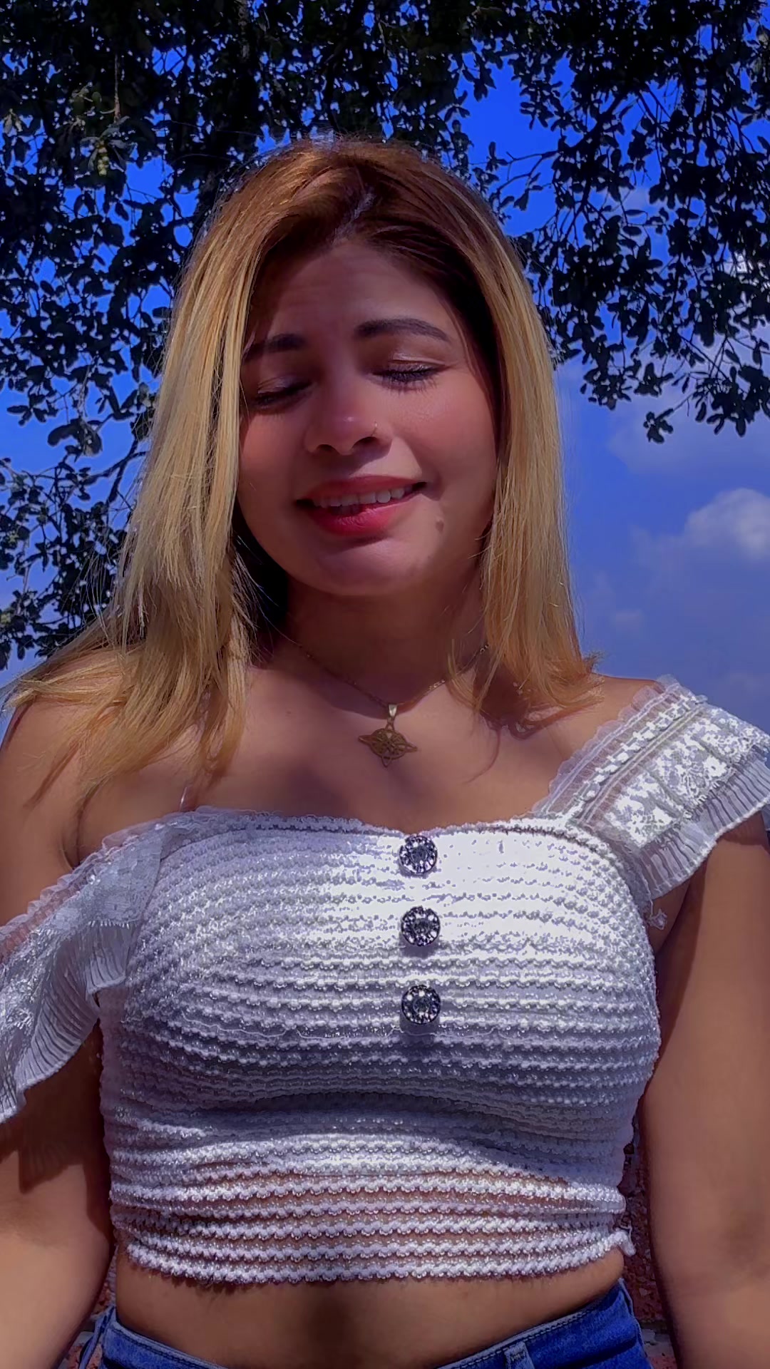 @Jazmin 🦋🧝🏻♀️👽🛸