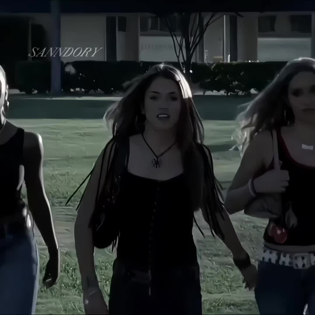 @𝘴𝘢𝘯𝘯𝘥𝘰𝘳𝘺