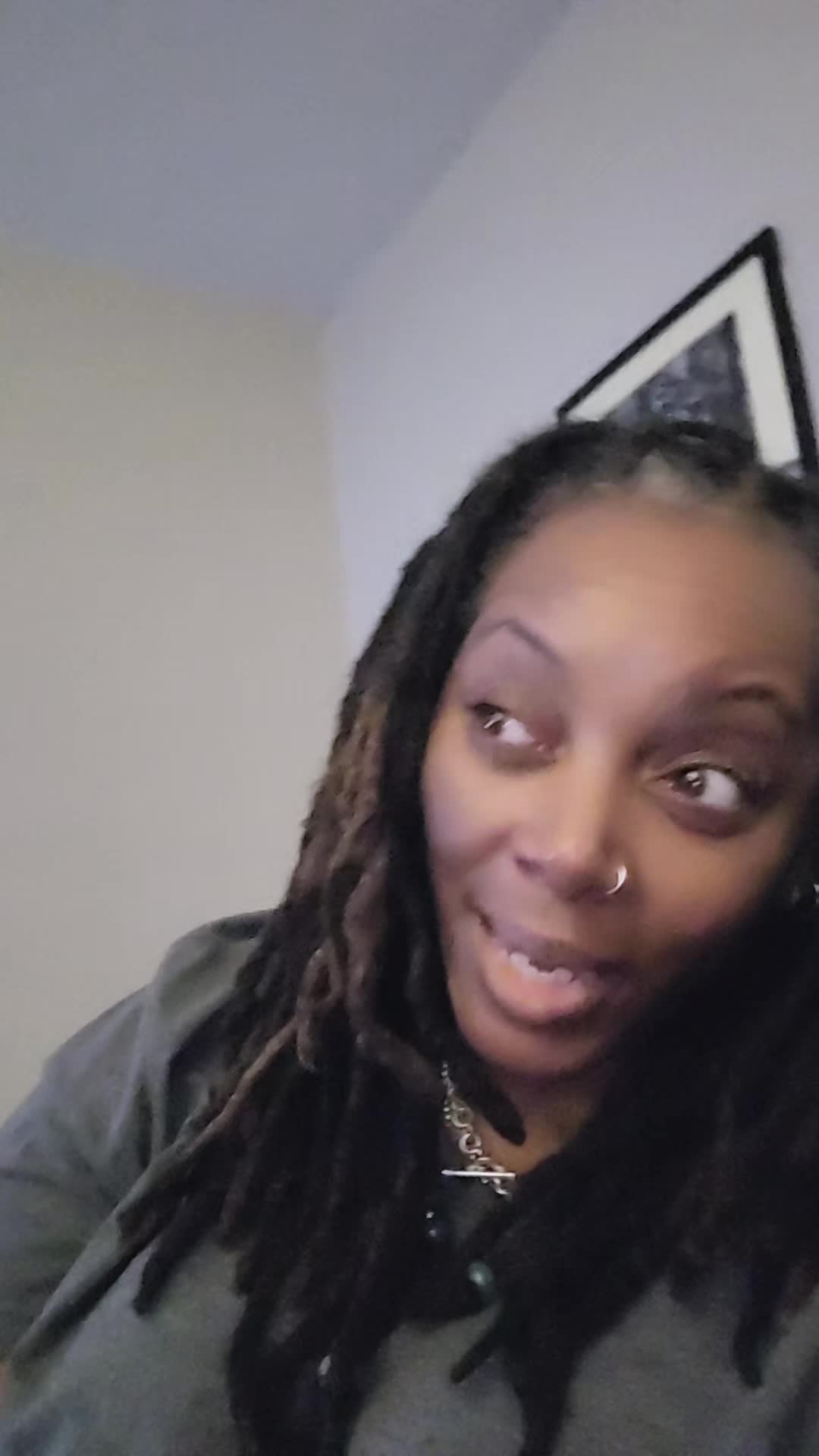 @Eboni❌️