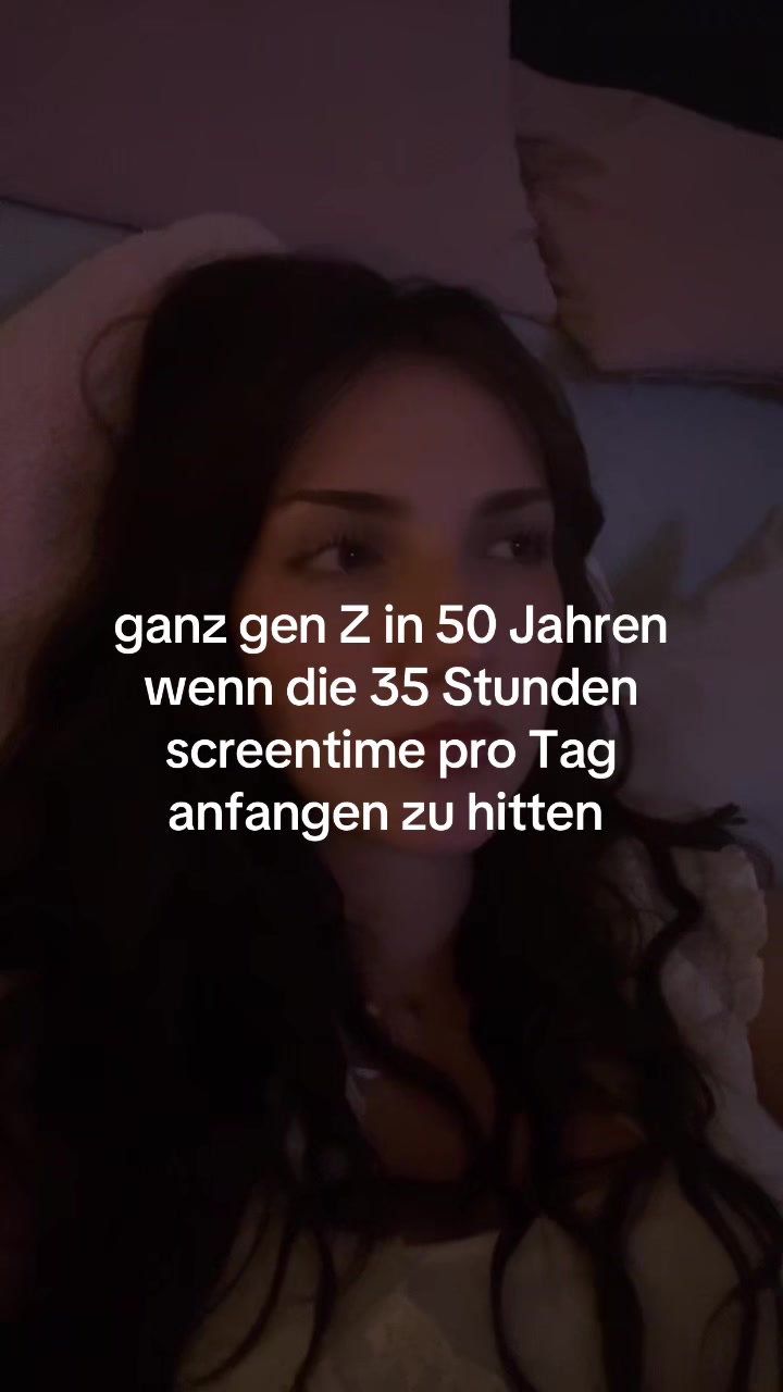 @⃟