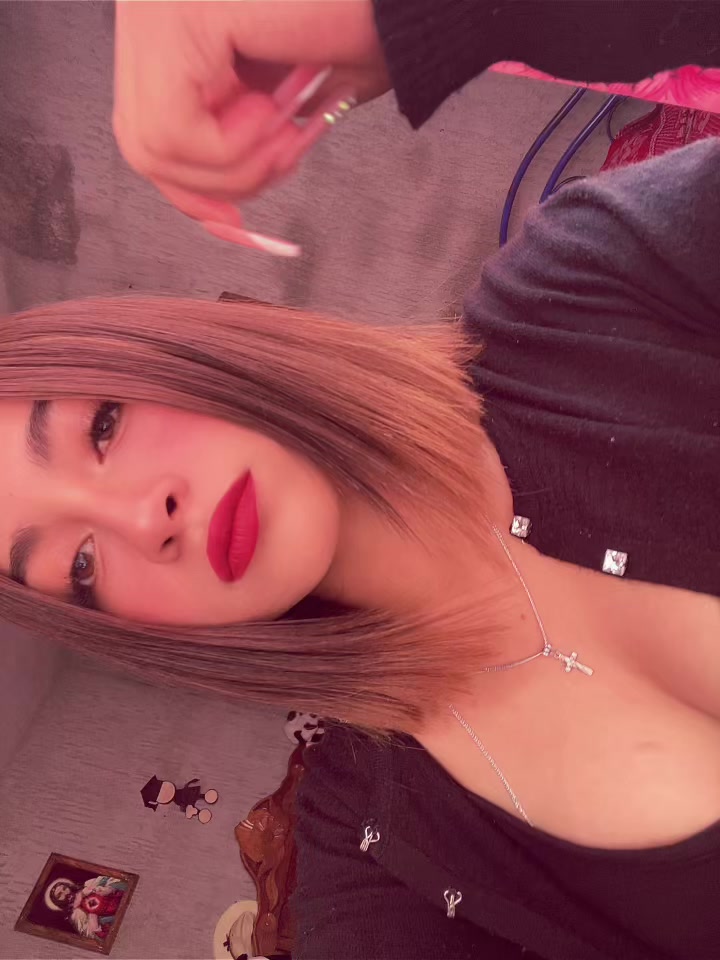 @Carmen🍒