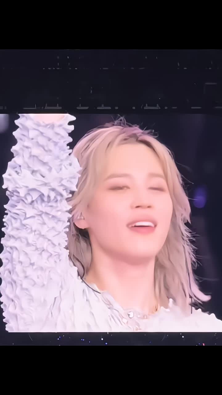 @ᴰᵒᵒˡʸᶜʰⁱᵐ 💜💜