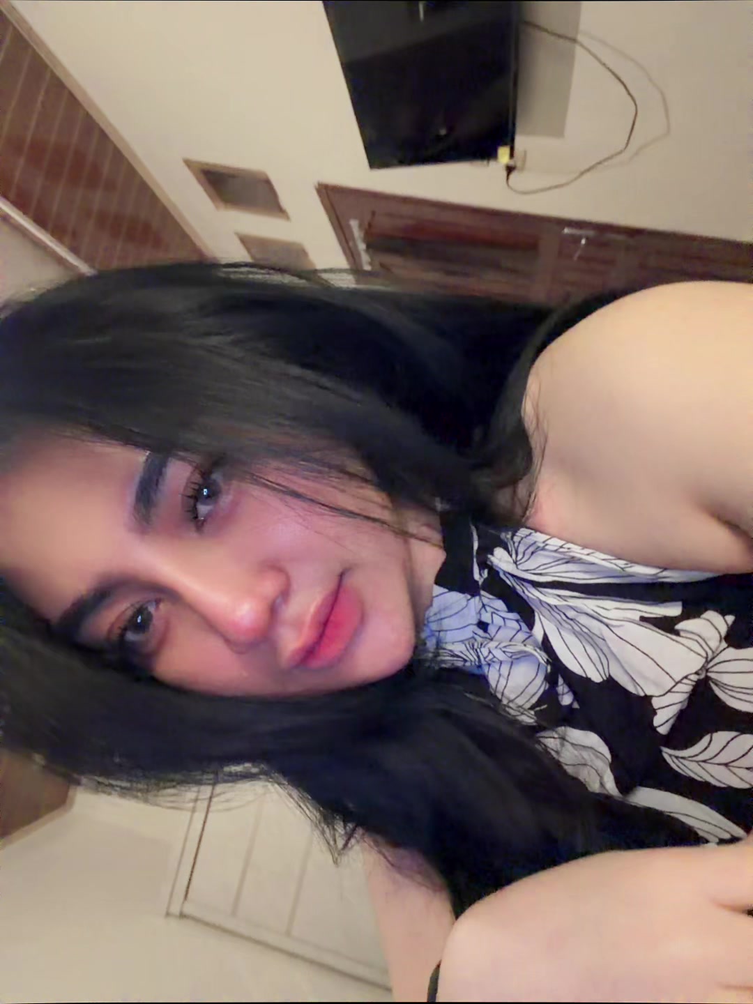 @Haayiiduniaaaaa