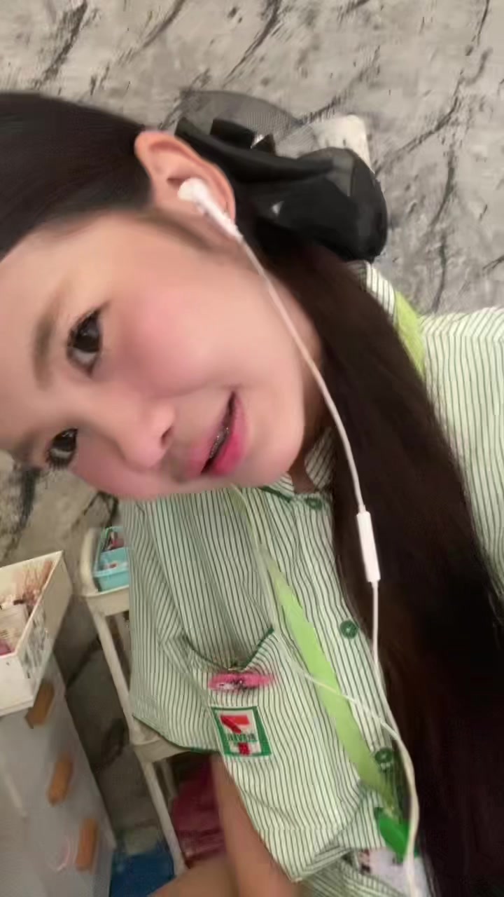 @Nxm Zx