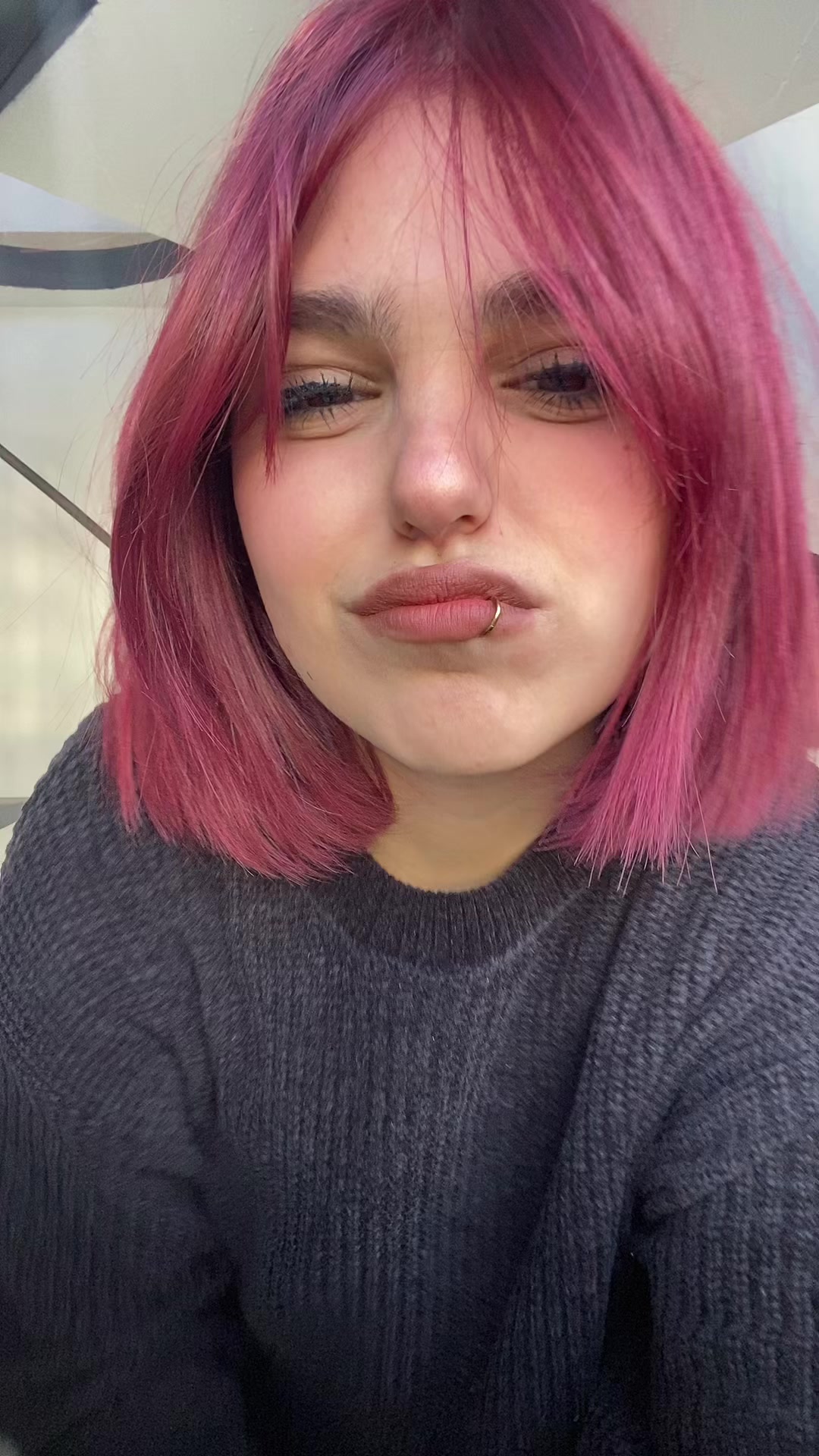 @Lara