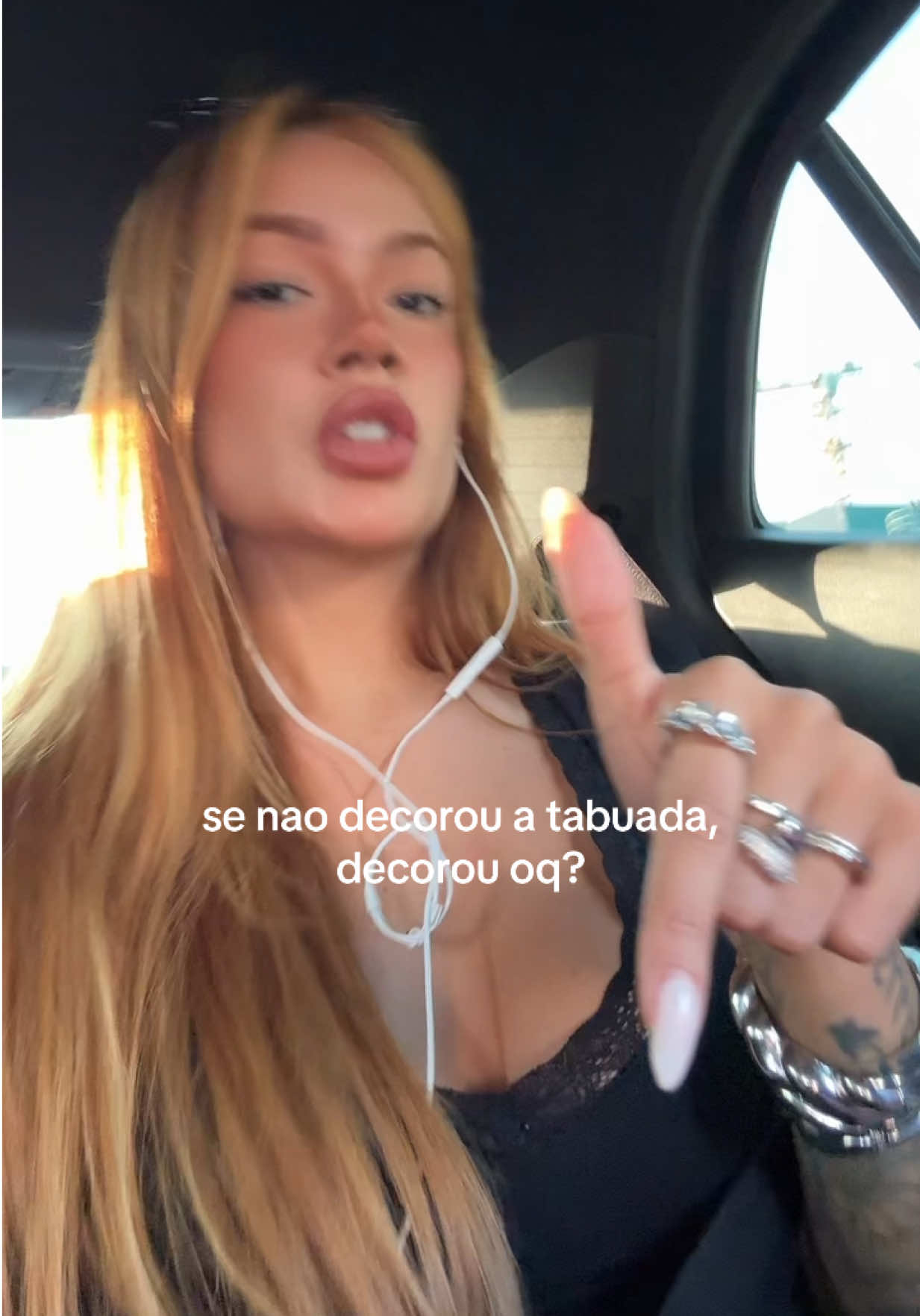 @Lara Silva ⭐️
