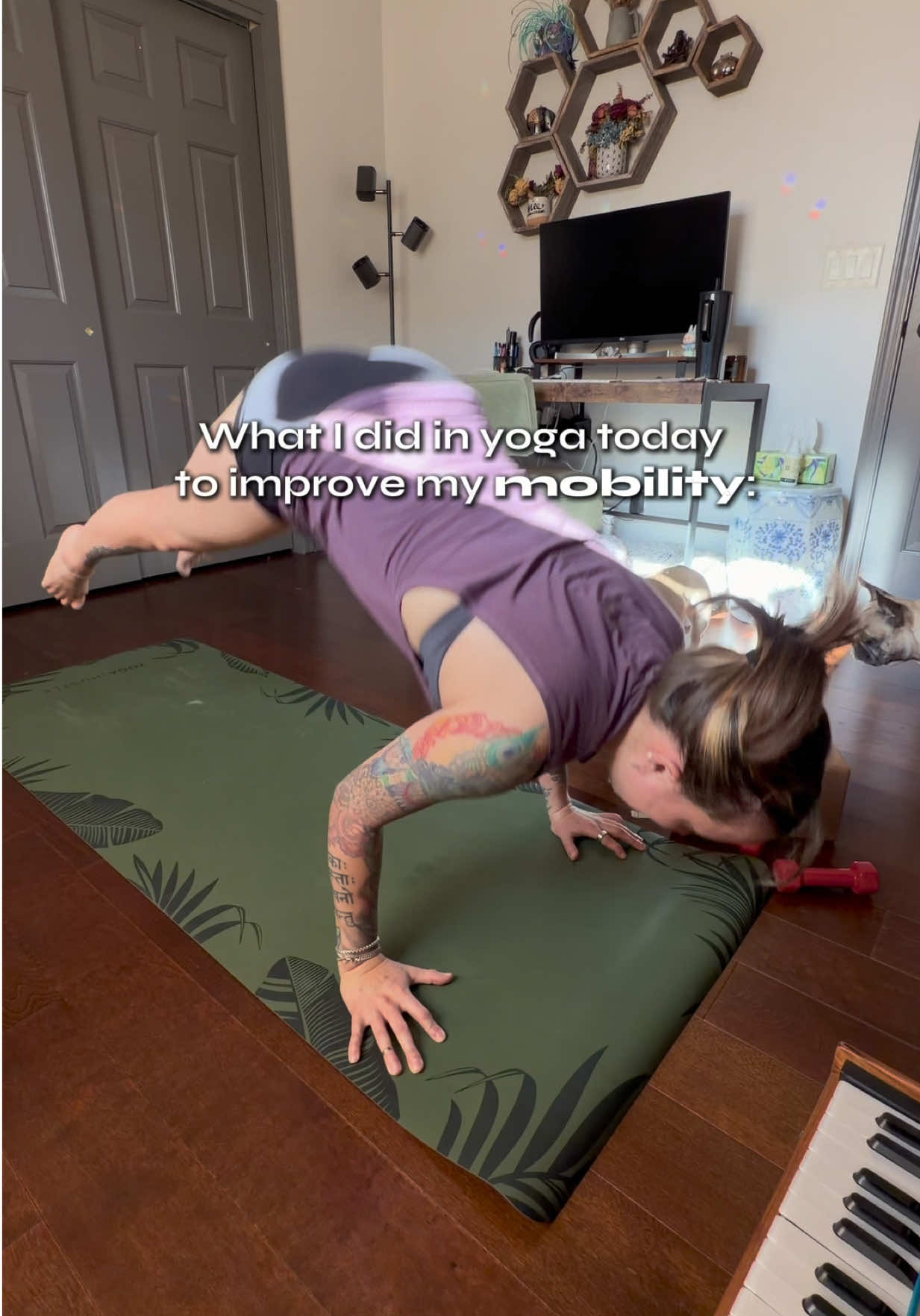 @Ashlee | Yoga Teacher