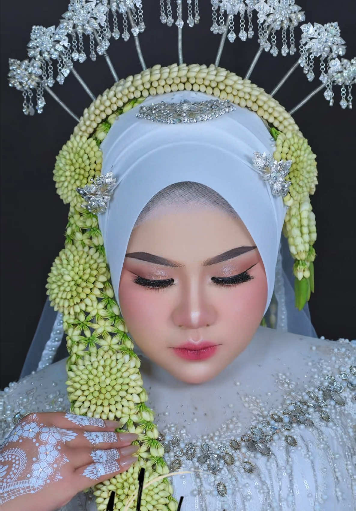 @HIEKMAA MAKE UP JEMBER
