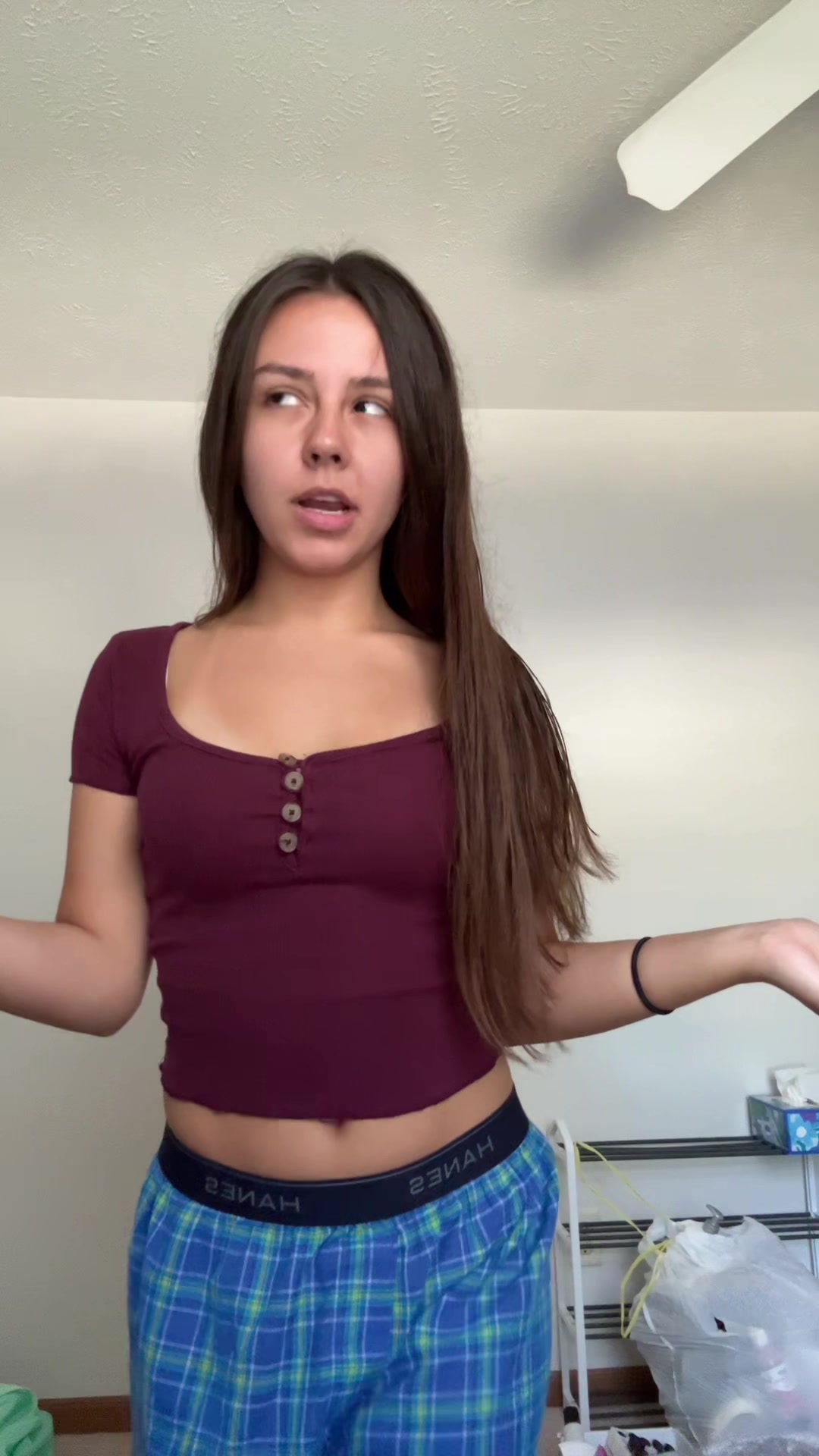 @Bella