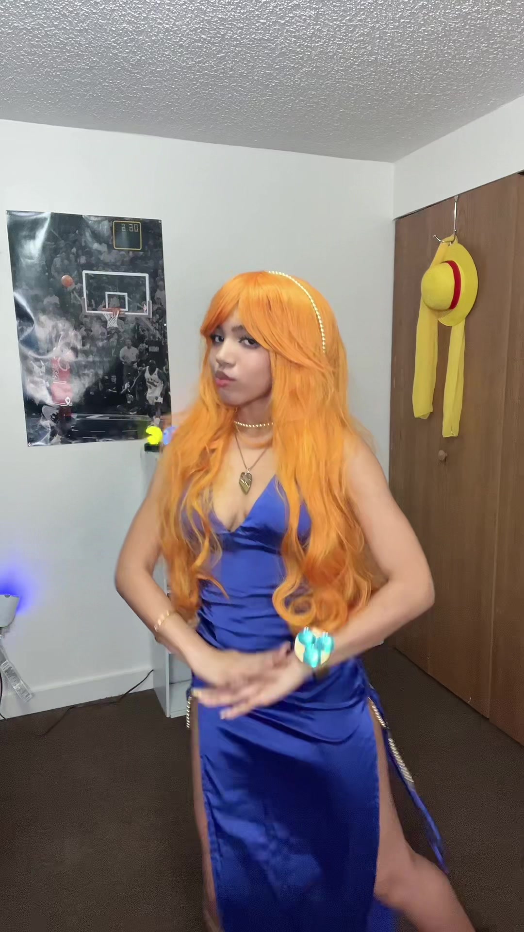 kat (@kvrtez) - Urlebird