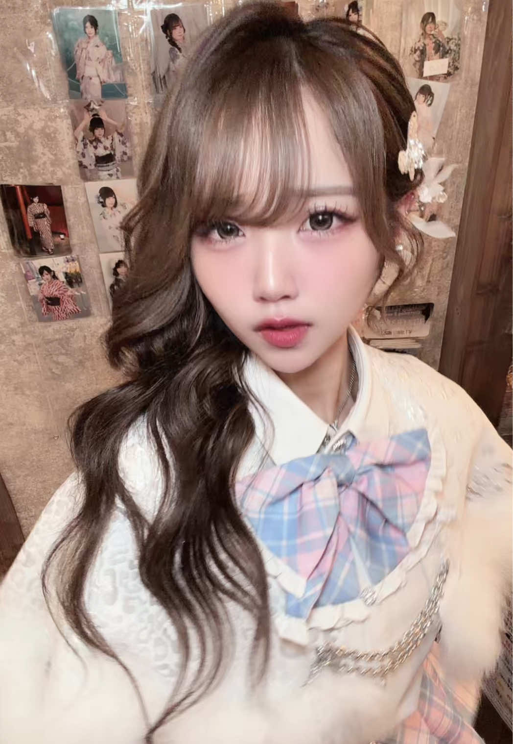 @えま