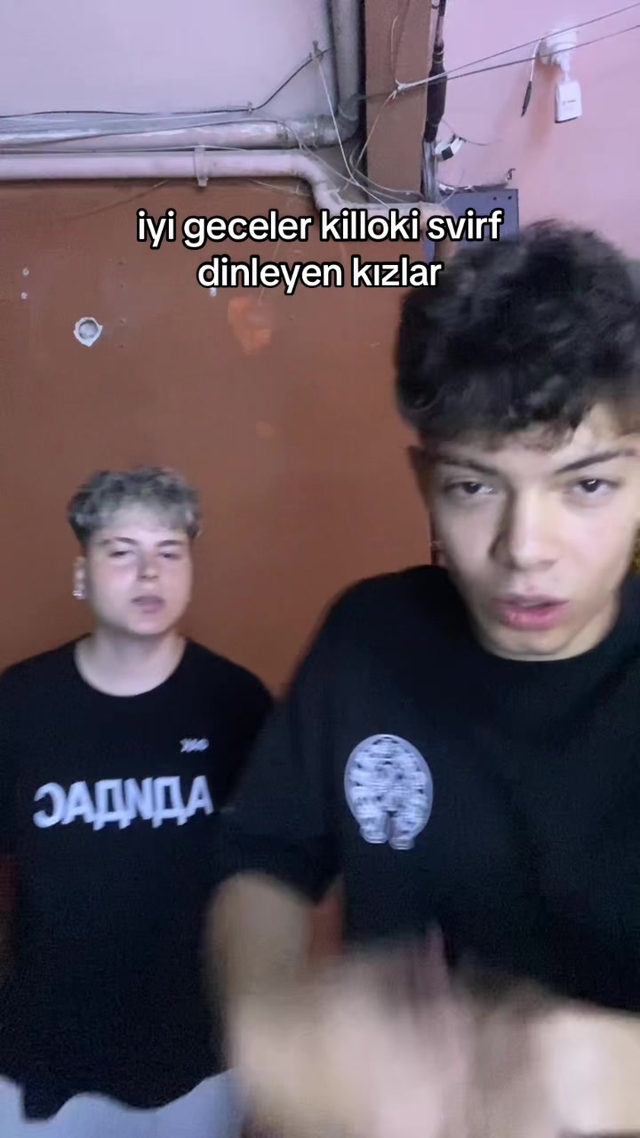 @𝒆𝒇𝒆