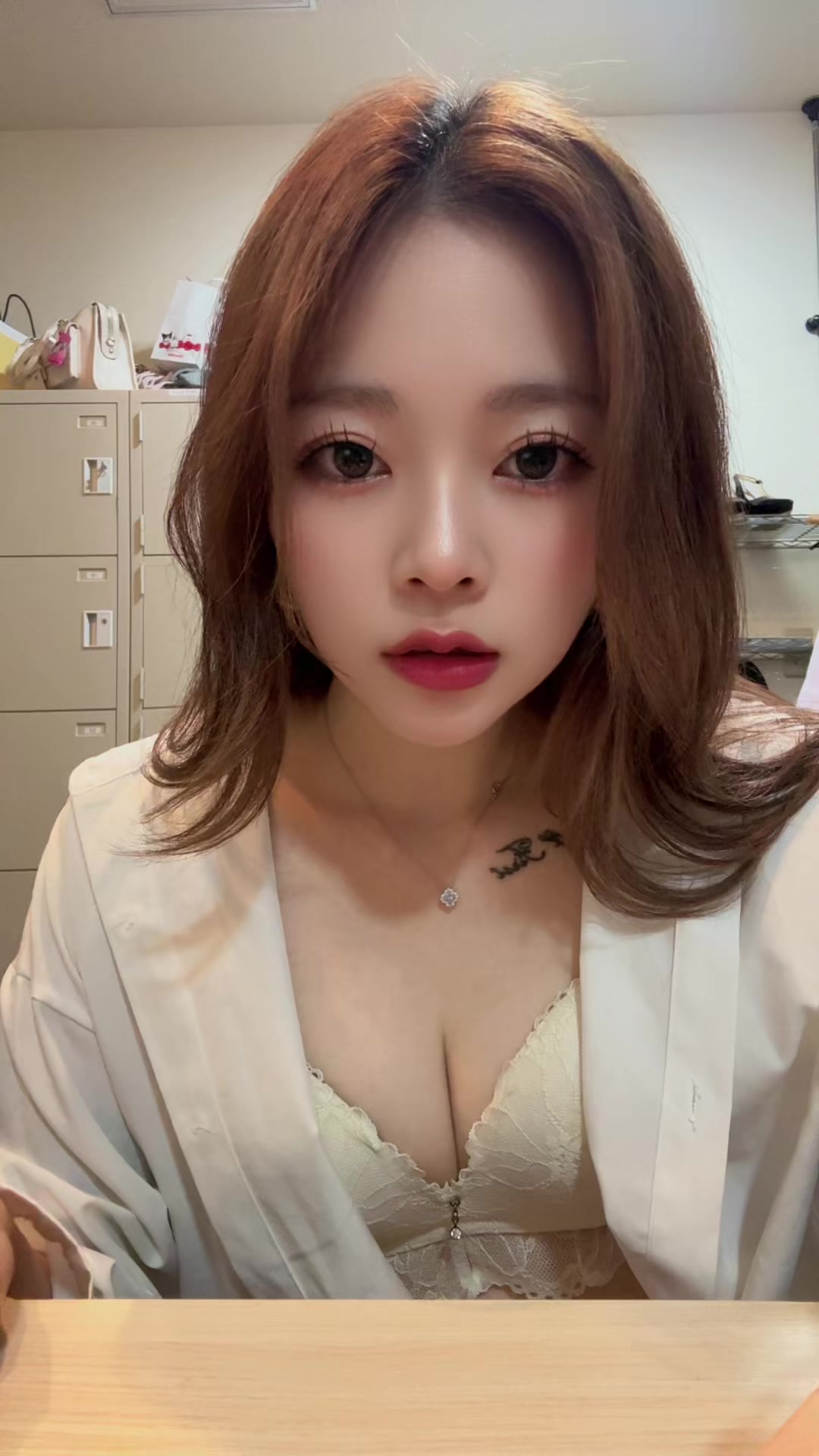 @まゆ