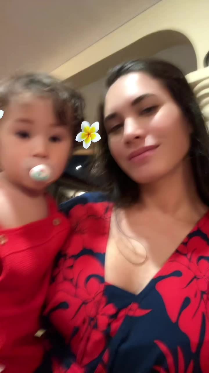 @onakuhereitiellis