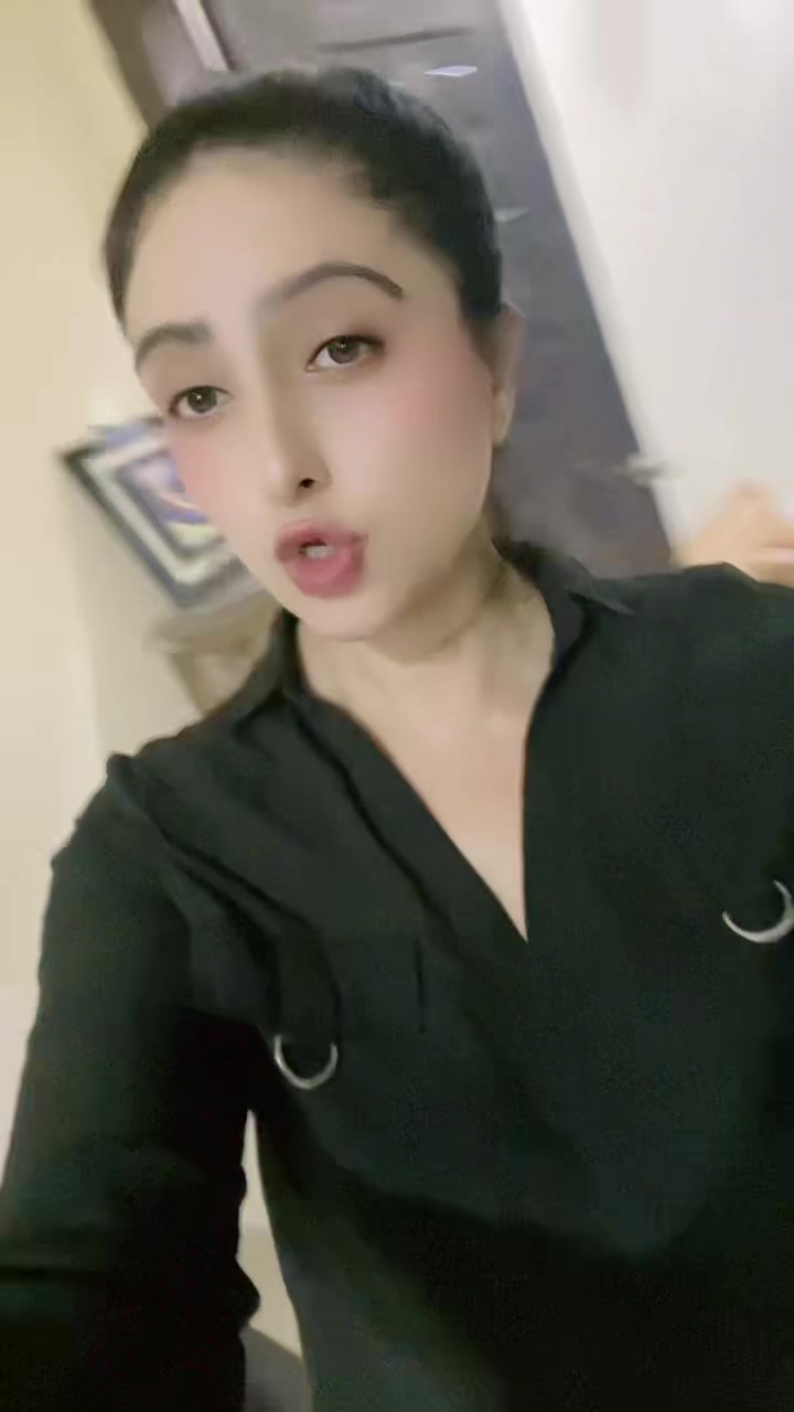 @Zarachandio