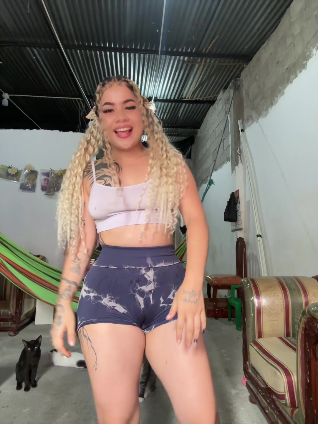 @Lacoloradatatuada🎈