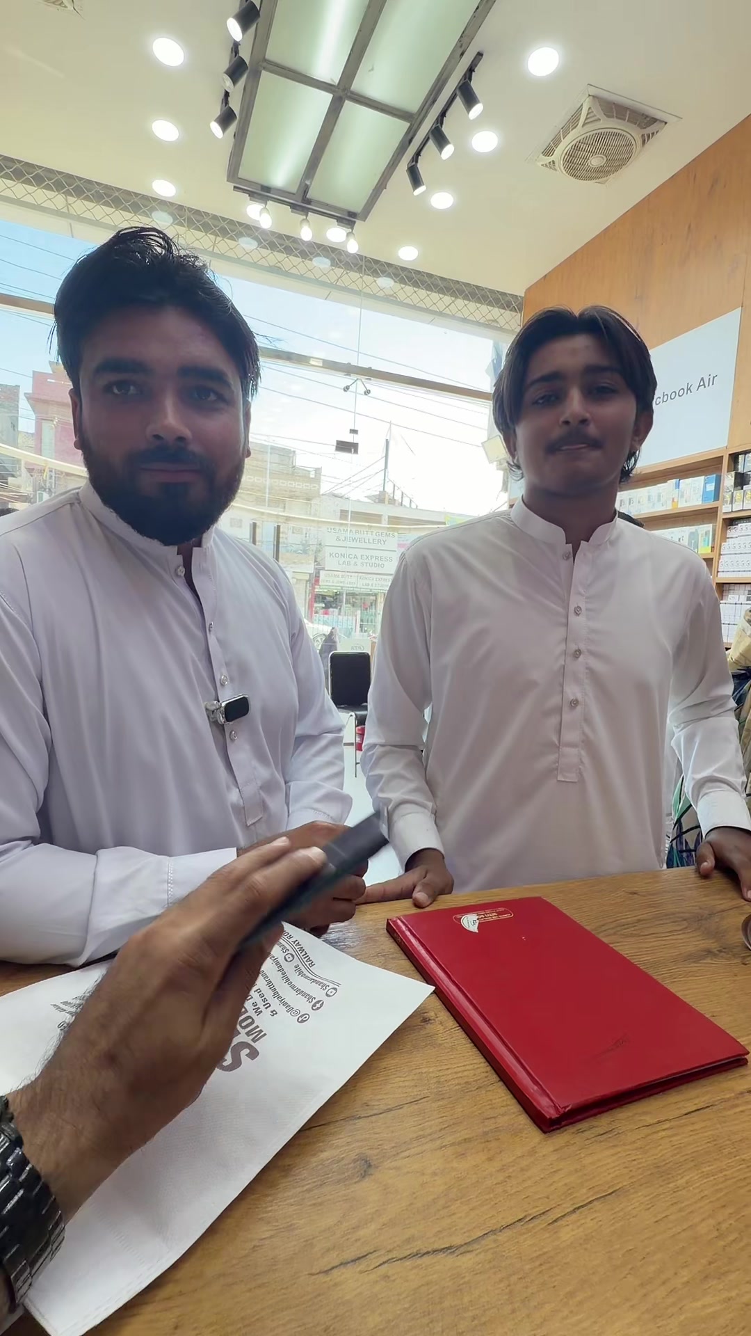 @Shandar Mobile1