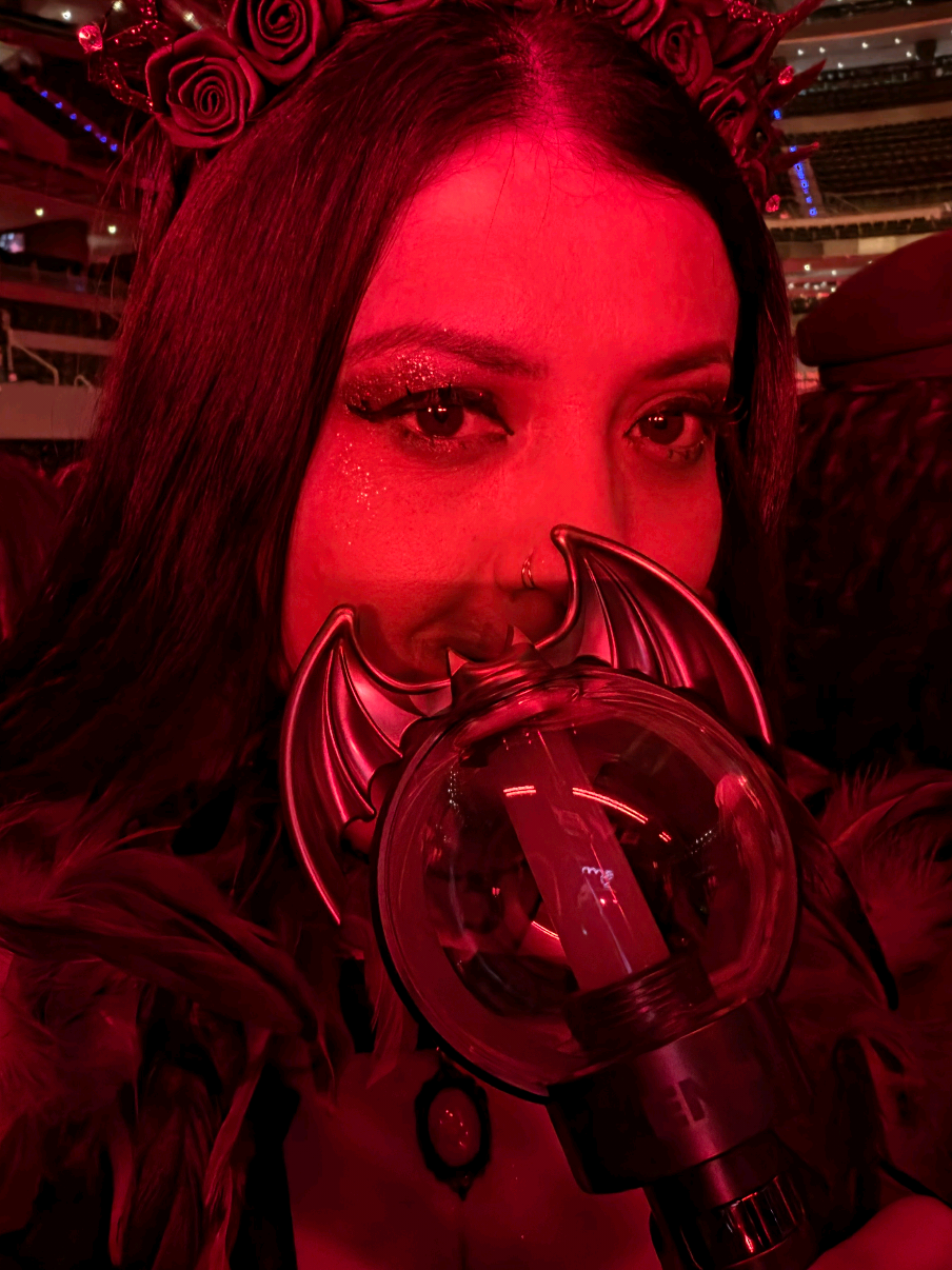 @Paradox Witch🌙✨️