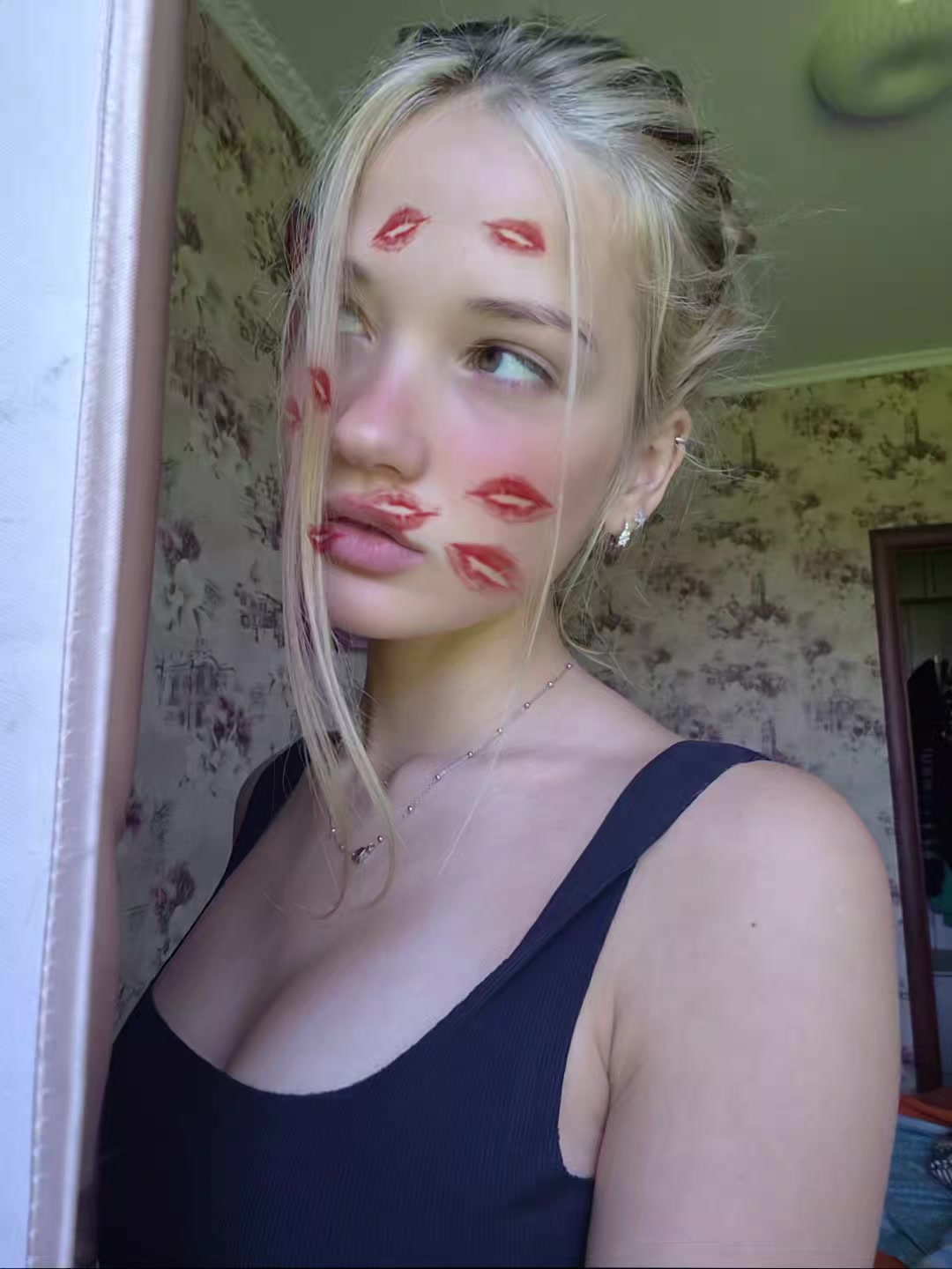 @kisssa
