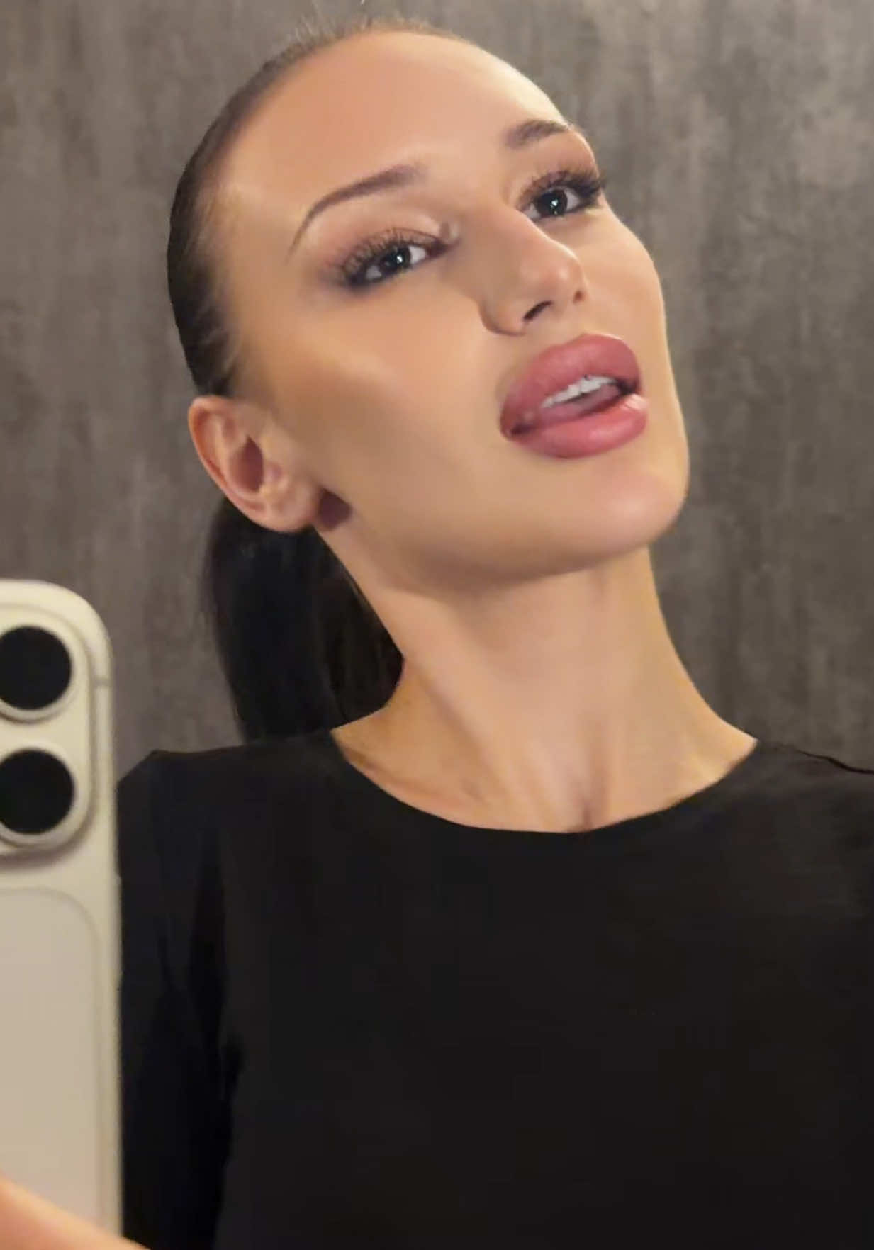 @Maria