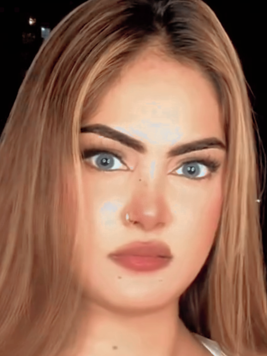 @🦋🧚♀️Rukaiyakhan🧚♀️🦋