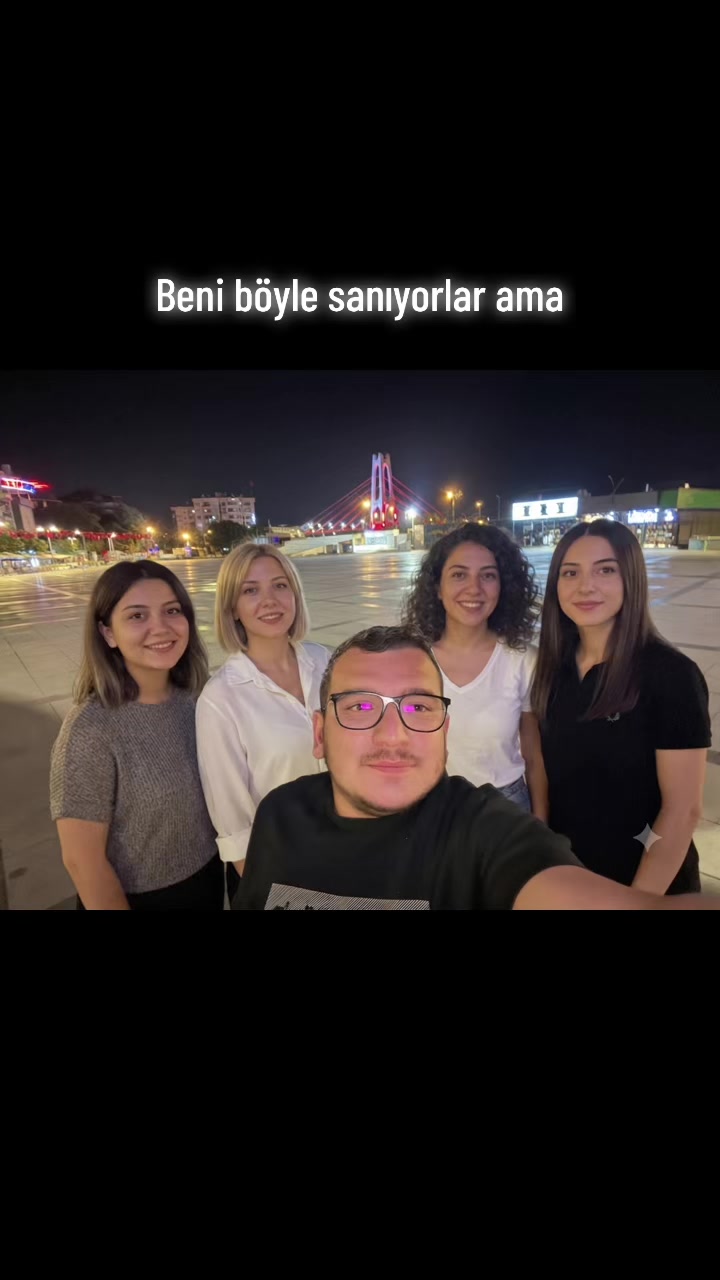 @E C