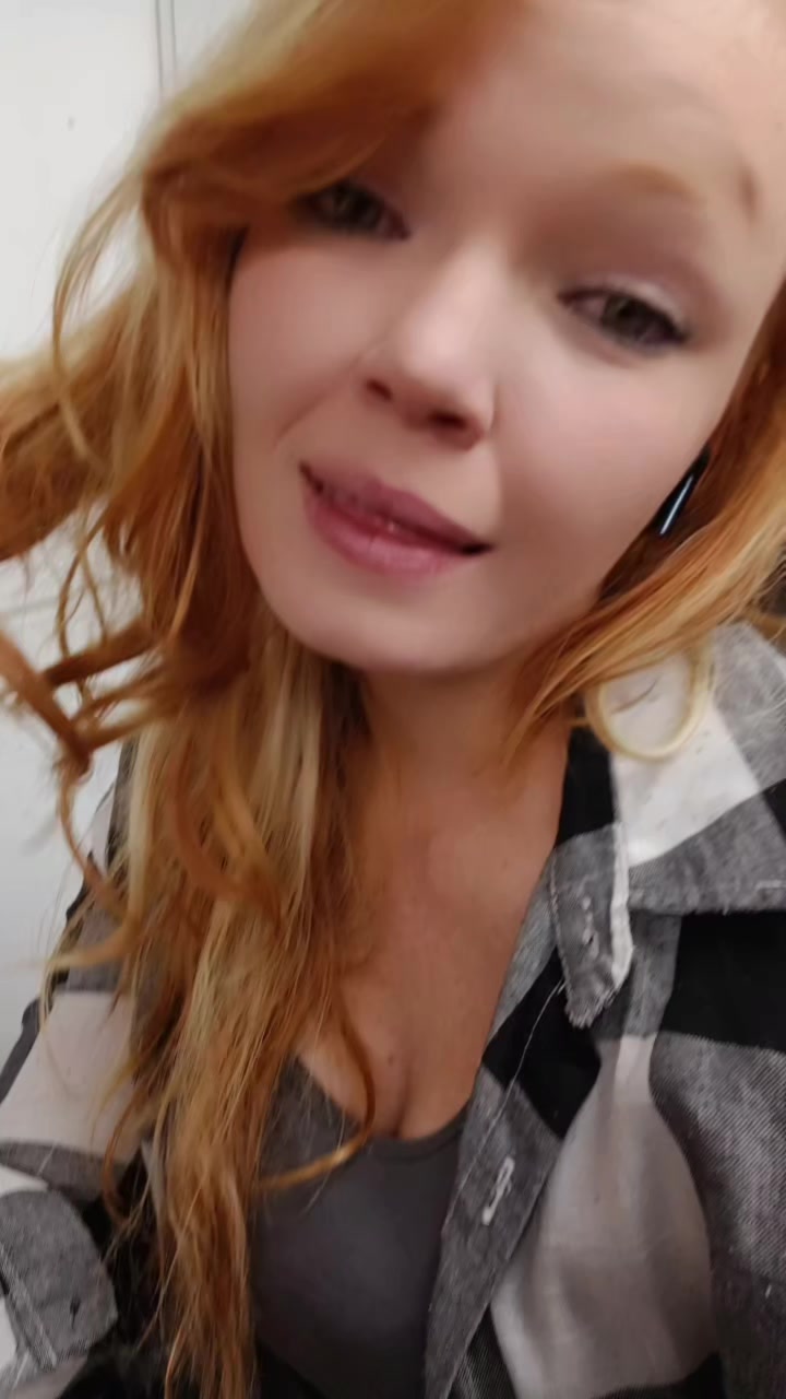 @JessaBella's Travel Vlogs