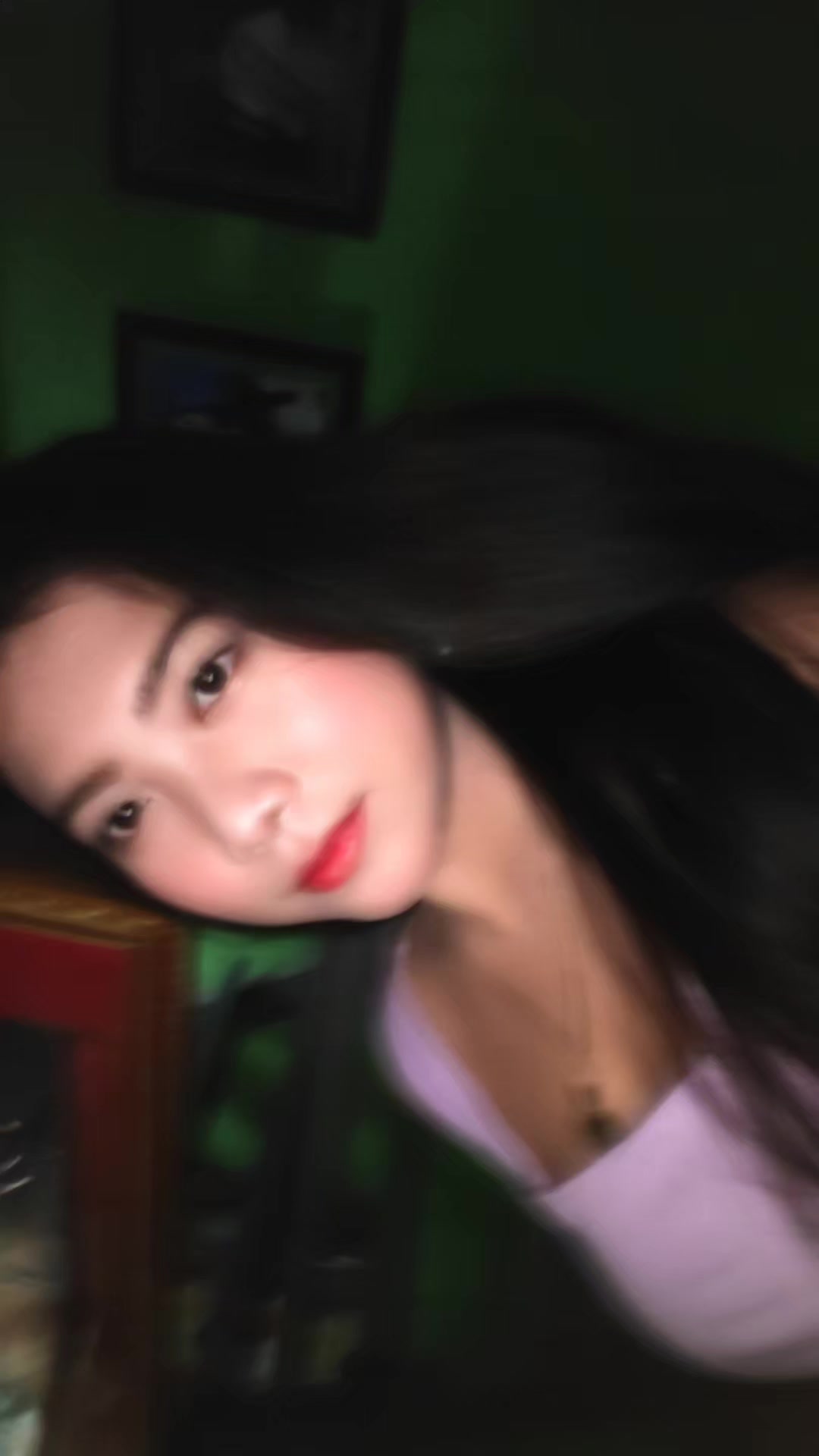 @urgirl_crxtn