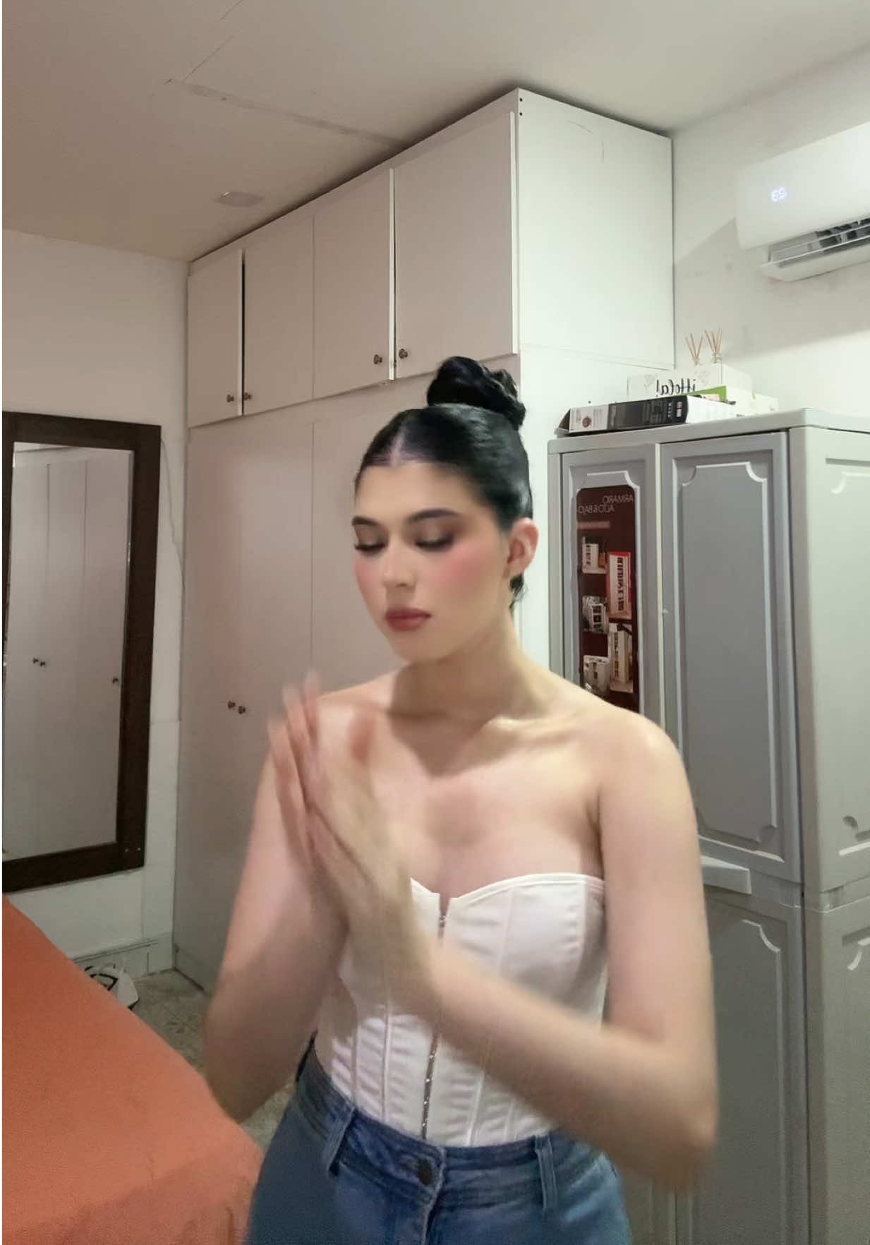 @Lu