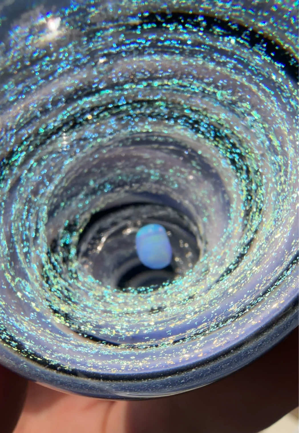 @Avenue_Glass