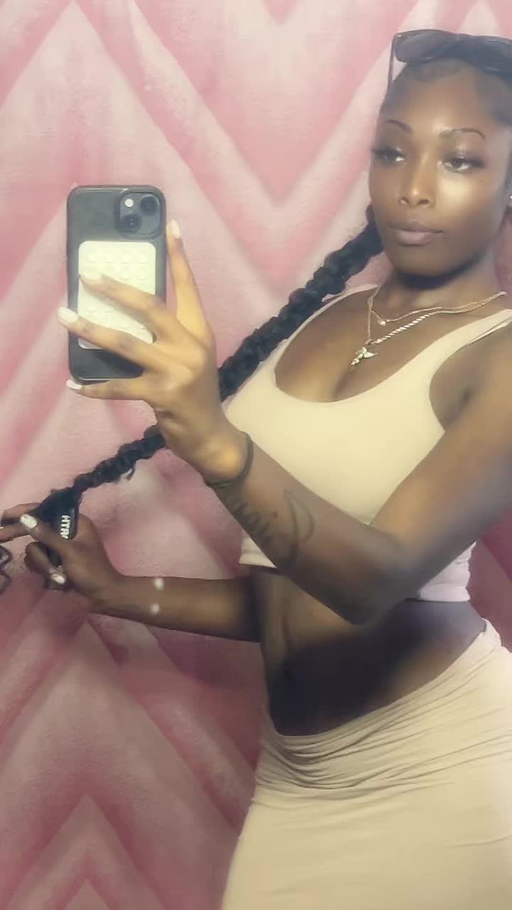 @Nayabaya👅