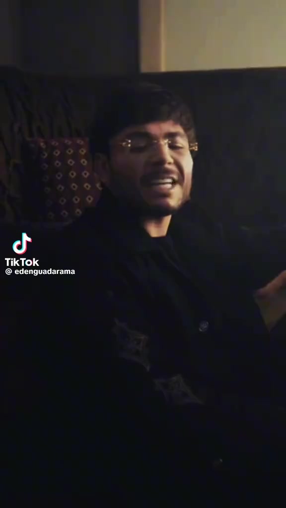 @🙂