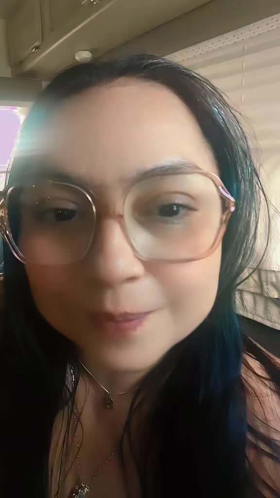 @Sami en TikTok 🇨🇴👑🌸🌼💜