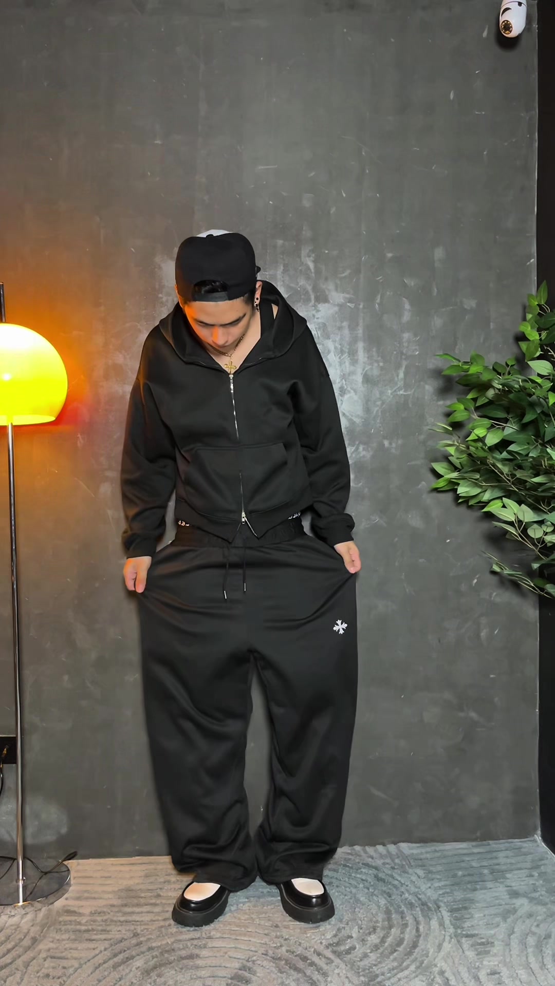 @UNSEEN CLOTHING