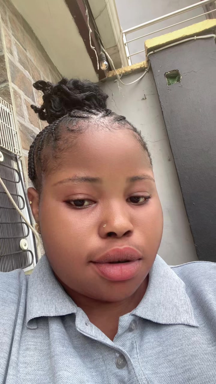 @Toyin👻