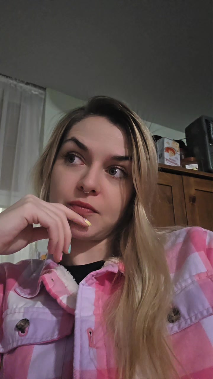 @Katiie_Kiwi 🥝🇨🇦