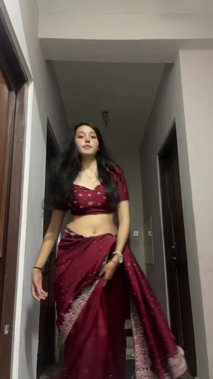 @Anamika🎀