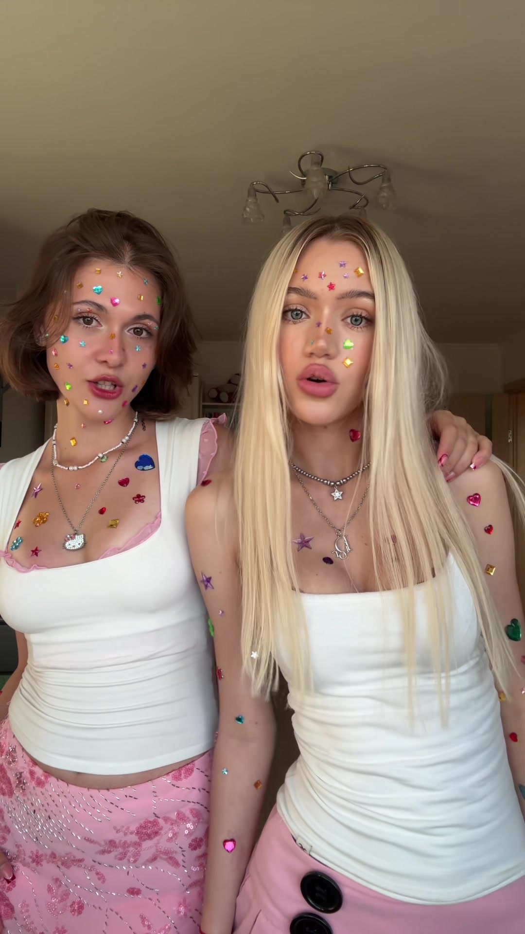 @Поля