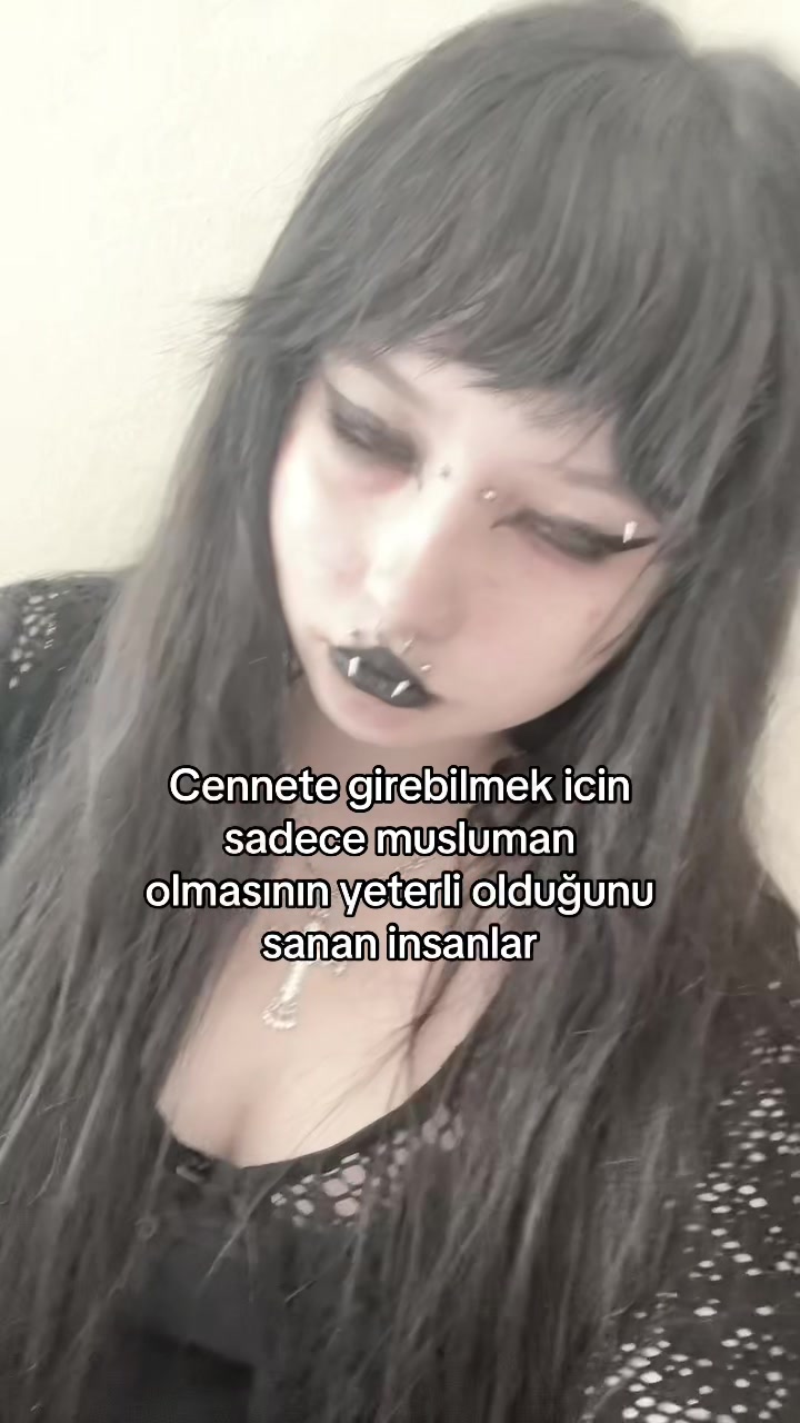 @Белис🧟&zwj;♀️