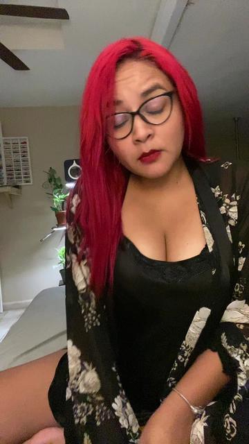 @La_rojita_🍒🤓