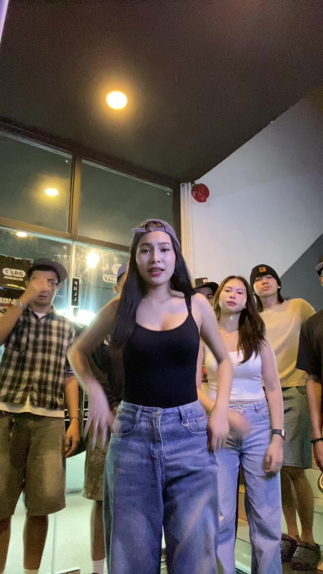 @loveeᥫ᭡.