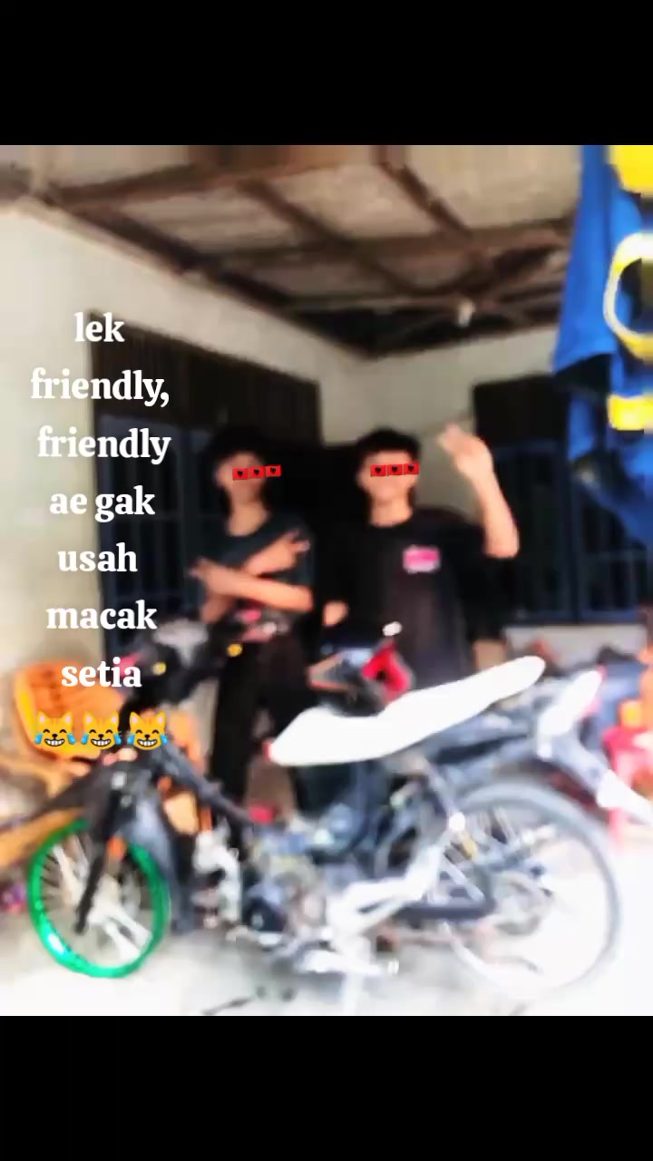 @-Mahuwaaaaaaaaaaa
