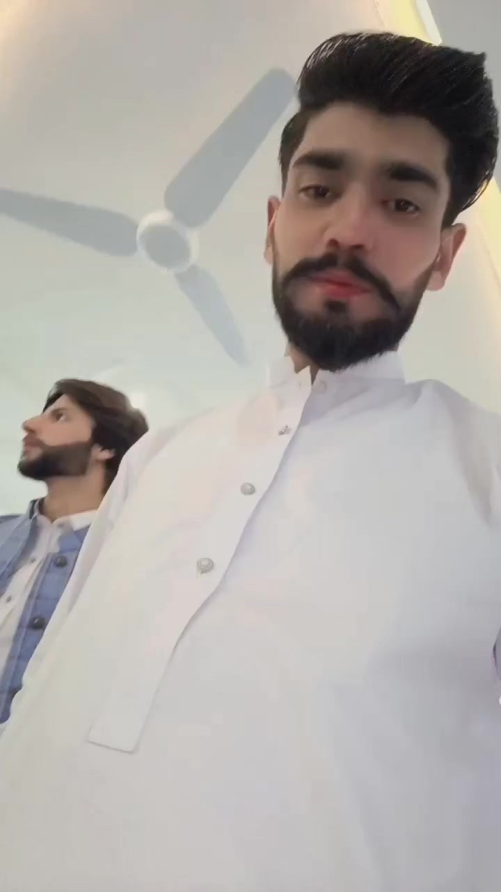 @🔥راجہ شجر نگیال👑