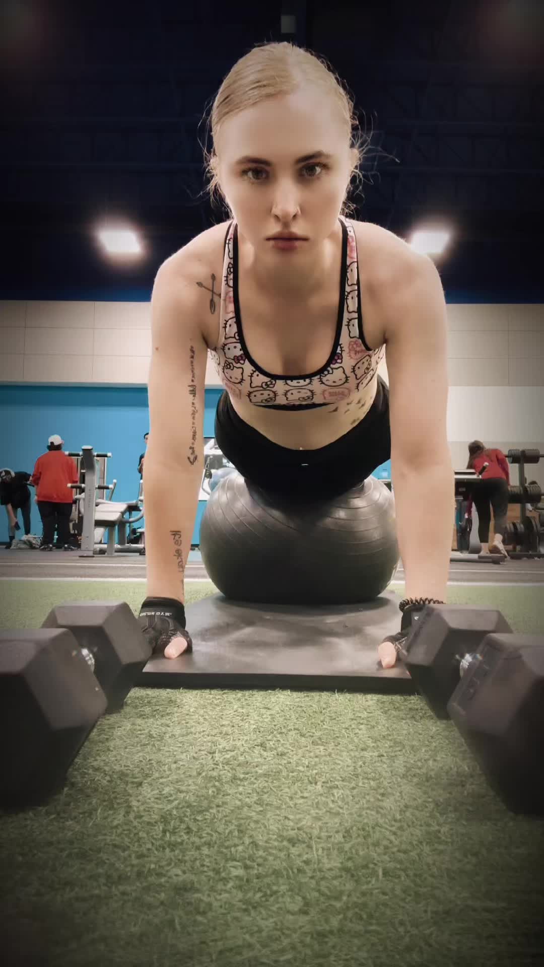 @Ciara Francis