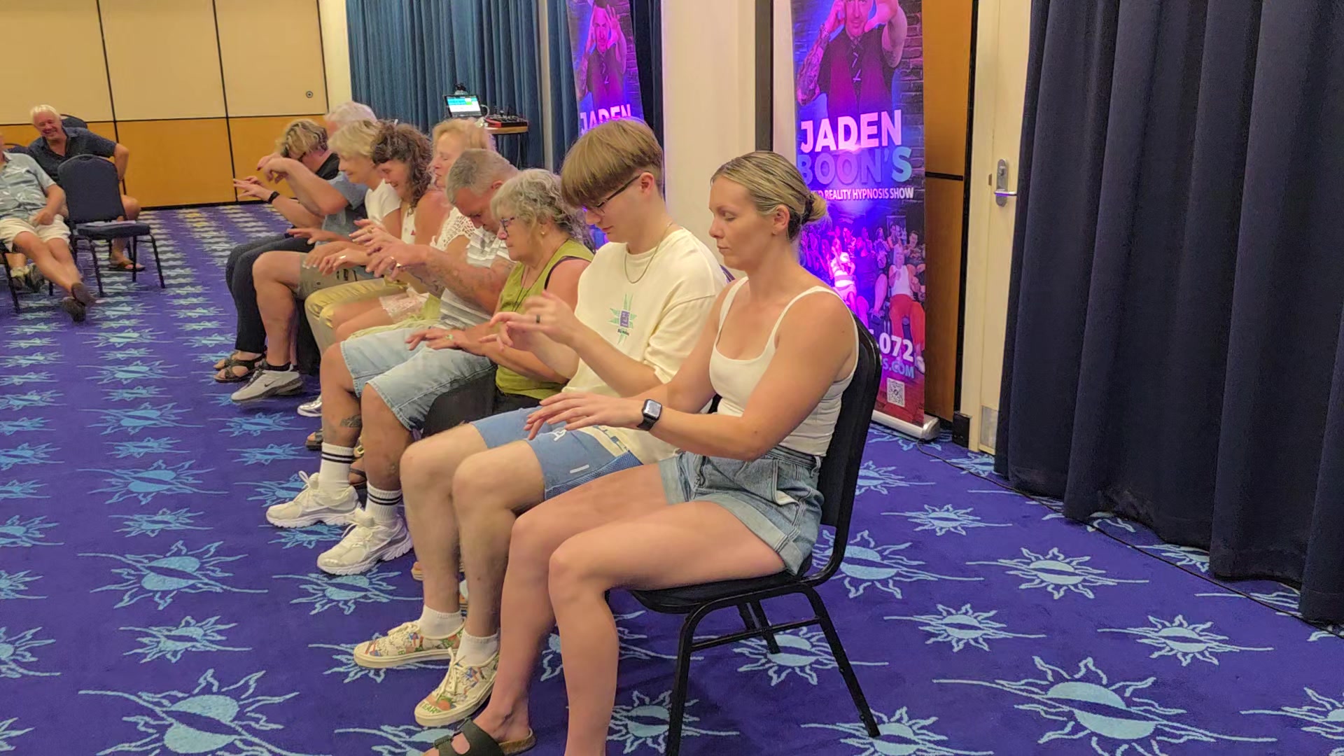 @Hypnotist Jaden Boon