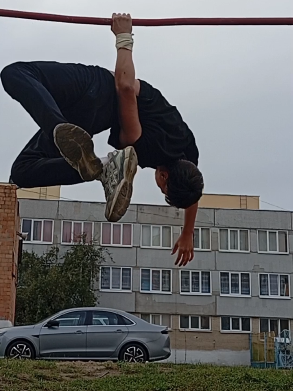 @d.enis_gimbarr