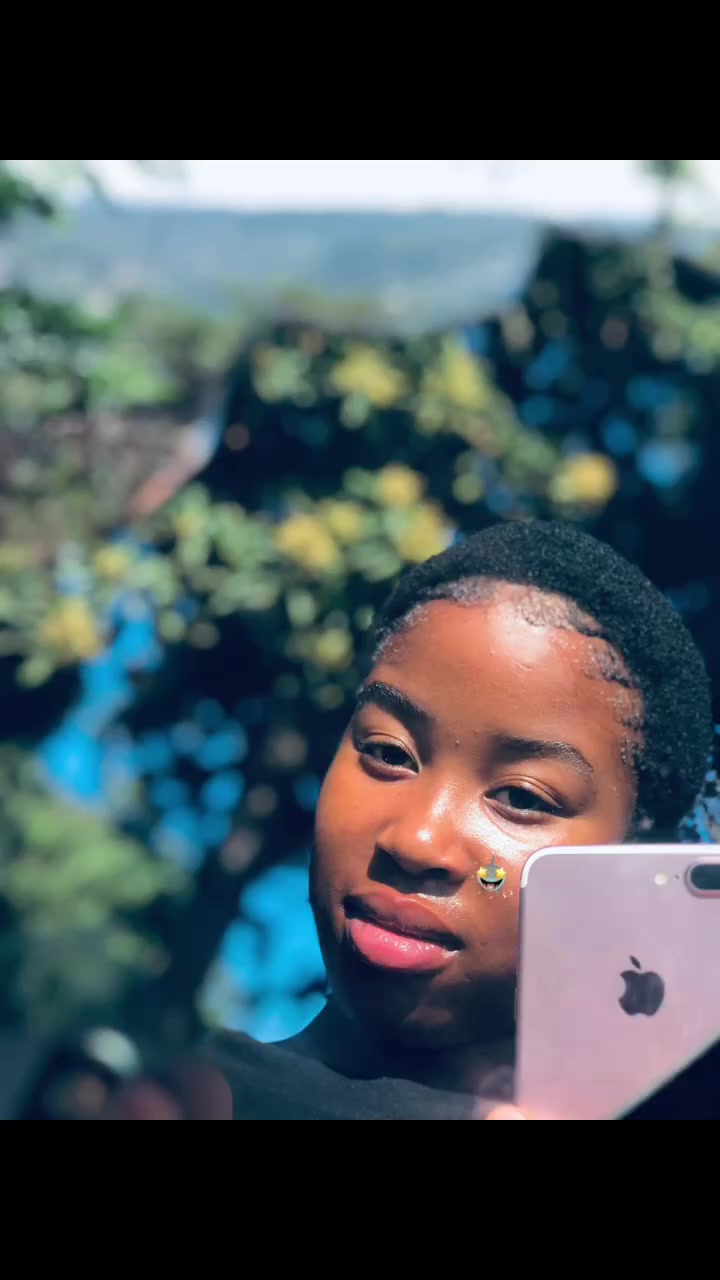 @Aphelele🌟