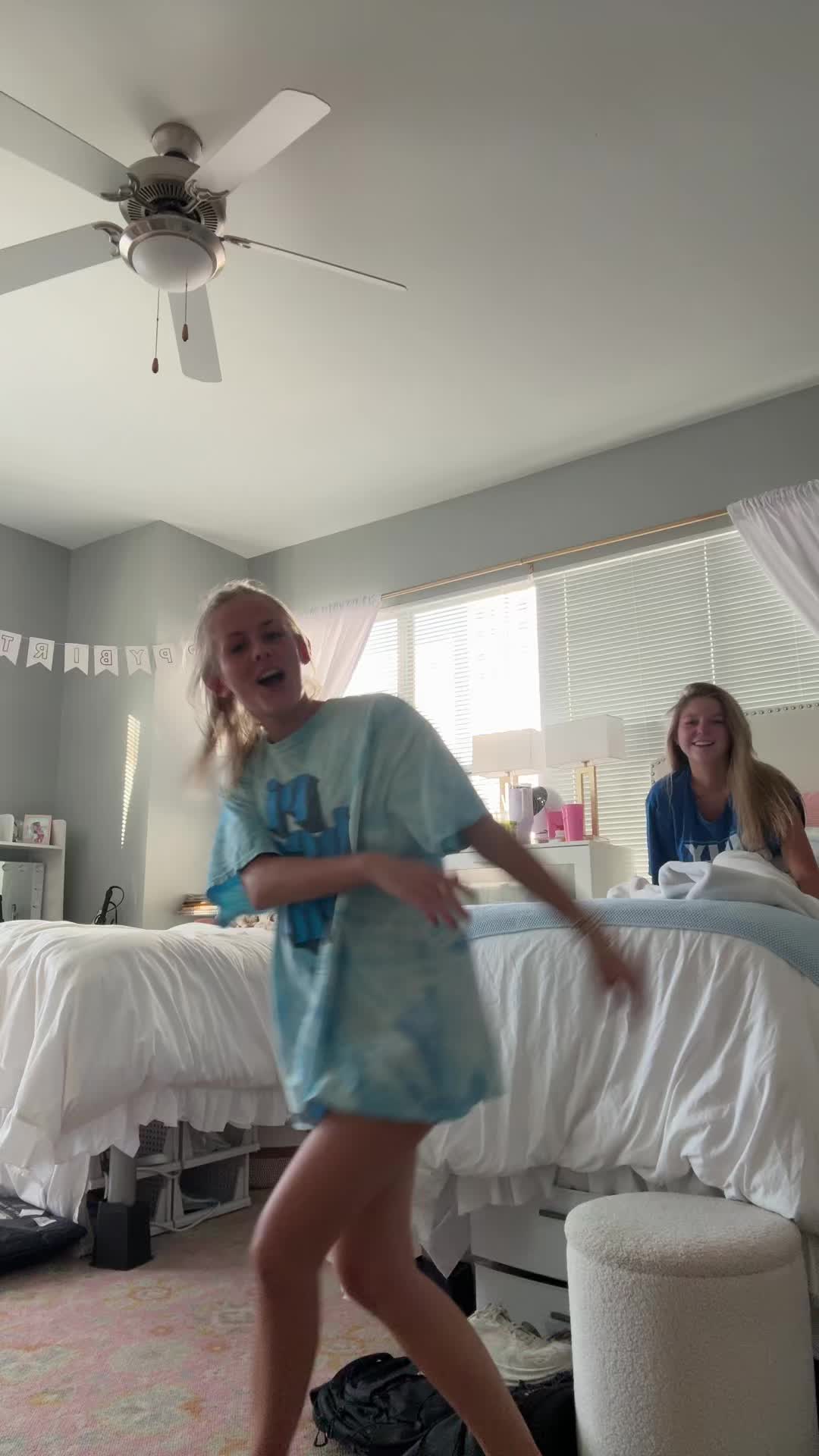 @elle